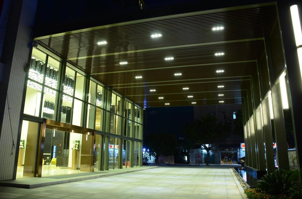 Dongguan Junyue Hotel Екстер'єр фото